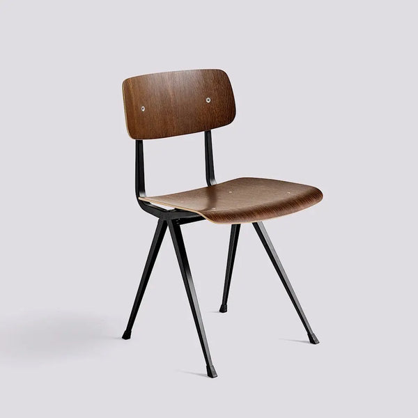 HAY Result Chair Eiche geräuchert – ausgefallener Designstuhl von Friso Kramer