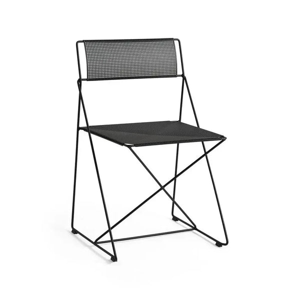 HAY X-Line Chair pulverbeschichtet schwarz – stapelbarer HAY Stuhl indoor outdoor