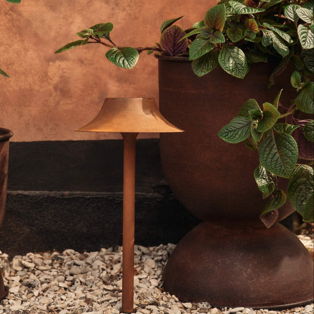 Hourglass Blumentopf Rost 73cm Large - ferm LIVING - DesignWe.Love