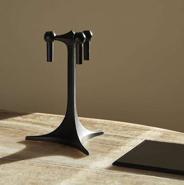 Kerzenständer schwarz 26cm hoch - Stoff Nagel - DesignWe.Love