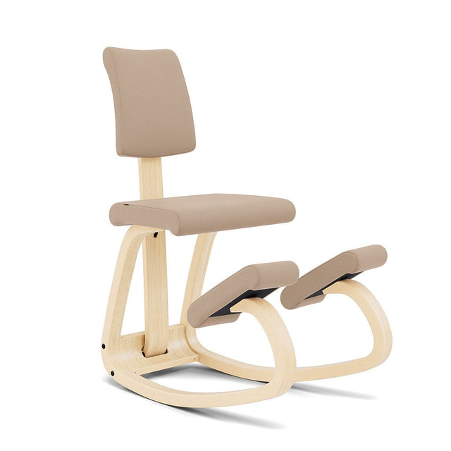 Varier Kniestuhl Variable Plus mit Rückenlehne, Holzfarbe Esche natur, Bezug Beige (Tonal 61180) – ergonomischer Kniestuhl von Peter Opsvik