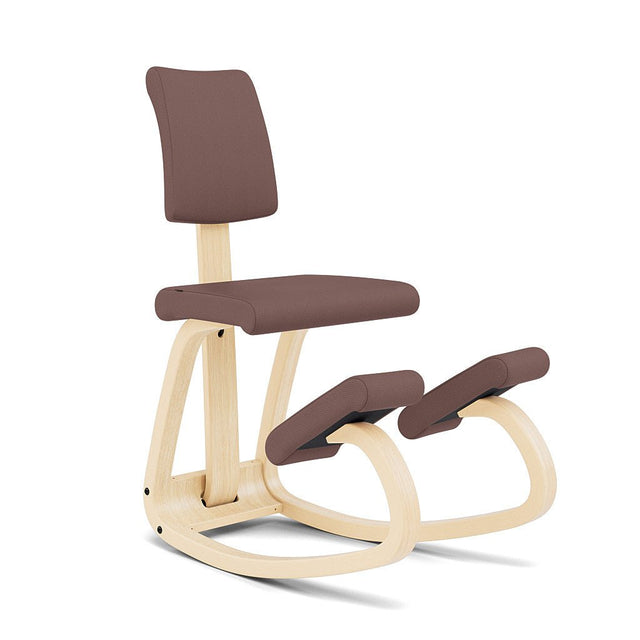 Varier Kniestuhl Variable Plus mit Rückenlehne, Holzfarbe Esche natur, Bezug Braun (Tonal 64211) – ergonomischer Kniestuhl von Peter Opsvik