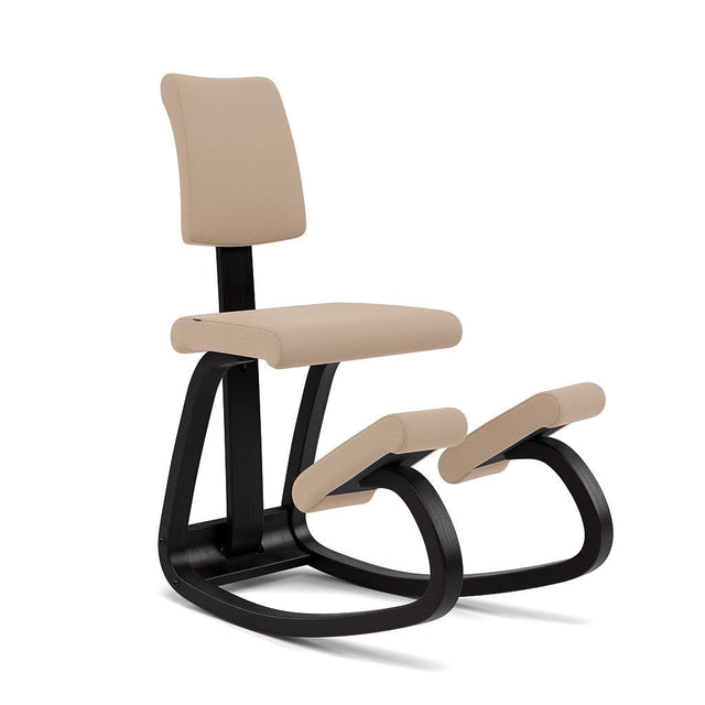 Varier Kniestuhl Variable Plus mit Rückenlehne, Holzfarbe Esche schwarz, Bezug Beige (Tonal 61180) – ergonomischer Kniestuhl von Peter Opsvik