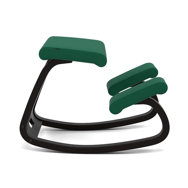Varier Kniestuhl Variable, Holzfarbe Esche schwarz, Bezug Grün (Tonal 68206) – ergonomischer Original Kniestuhl von Peter Opsvik