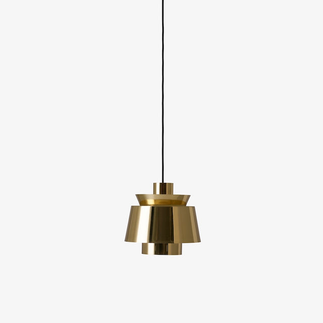 lampe-utzon-ju1-messing-and-tradition