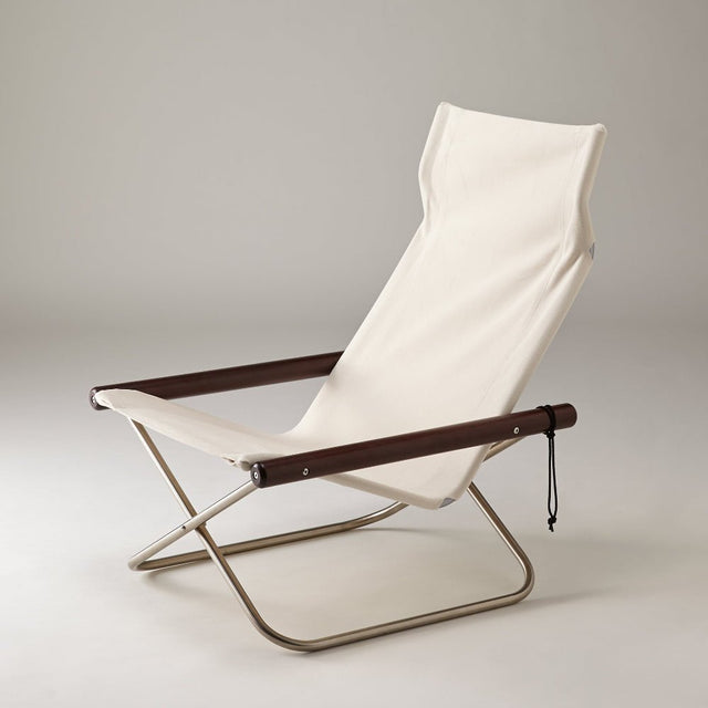 Loungesessel Weiss/Dunkelbraun - Nychair X - DesignWe.Love