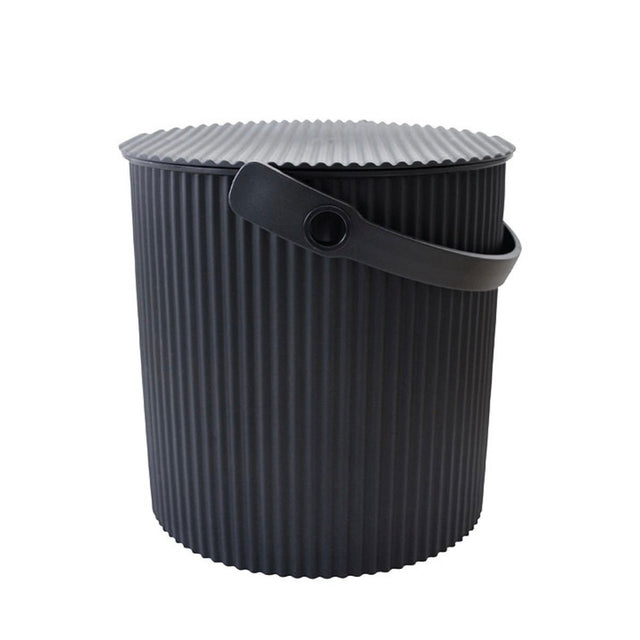 Omnioutil Eimer Schwarz 20L - Hachiman - DesignWe.Love