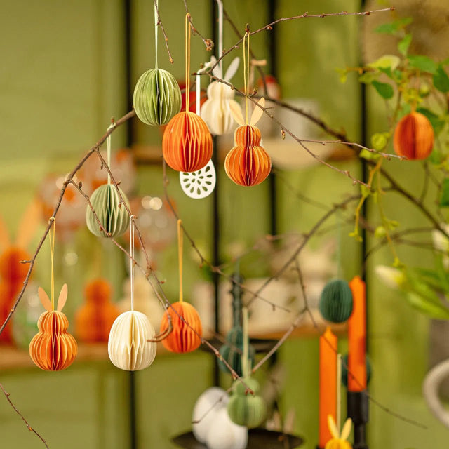 Osterhase zum Hängen aus Papier Orange Honeycomb - DesignWe.Love
