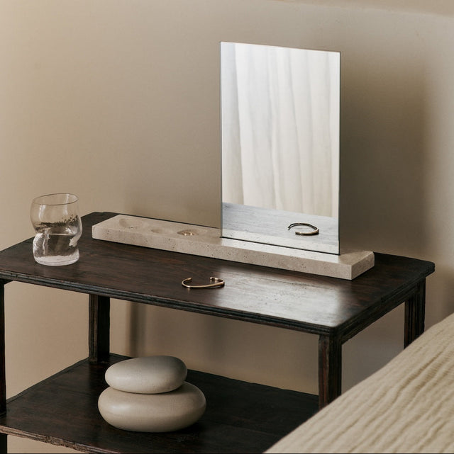 Pebble Box medium sand/cream - ferm LIVING