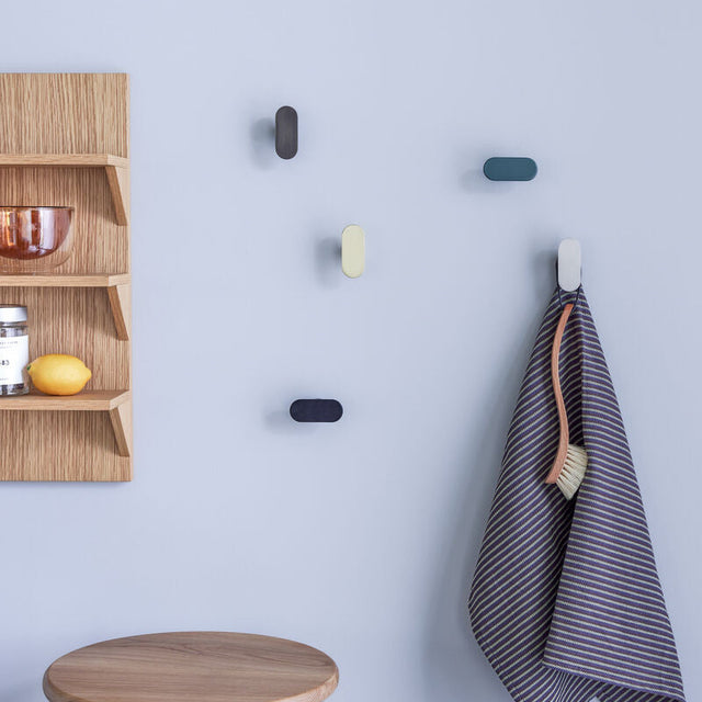 Piccolo Wandhaken Messing - Hübsch Interior