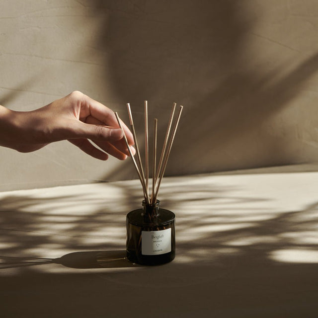 Raumduft Diffuser mit Stäbchen Bergluft - Looops - DesignWe.Love