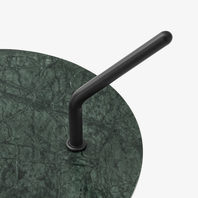 SH9 Halten Beistelltisch Warm Black/Marble - &Tradition - DesignWe.Love