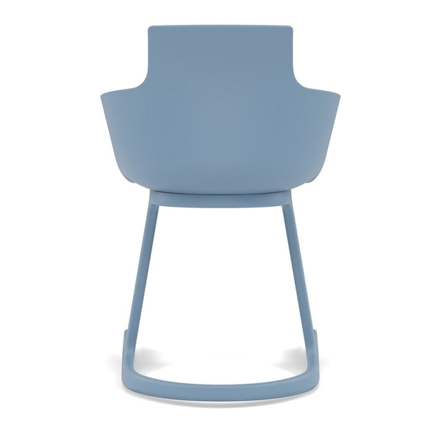 Varier Social Tilt Esszimmerstuhl mit Armlehne in Blue – Ansicht 3