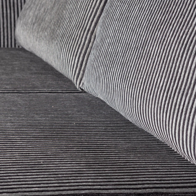 Sofa Rodeo 2,5 Sitzer gestreift schwarz/grau - Be Pure Home - DesignWe.Love
