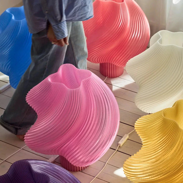 Soft Serve Stehleuchte Mega verschiedene Farben - Crème Atelier - DesignWe.Love