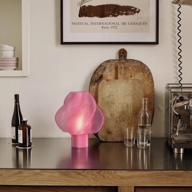 Soft Serve Tischleuchte Grande Rose Sorbet - Crème Atelier - DesignWe.Love