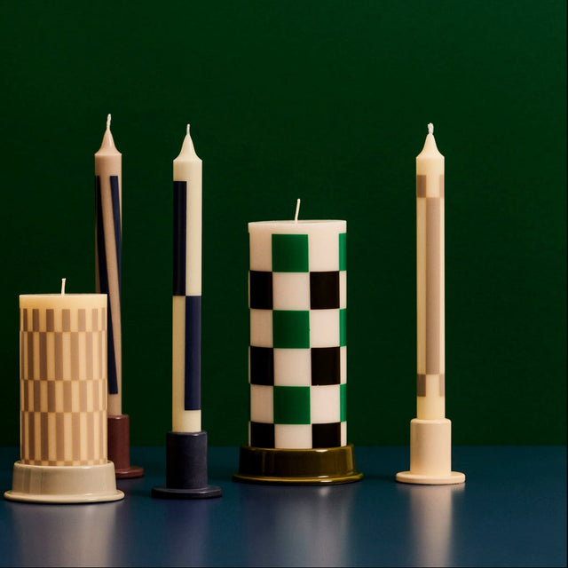 Stumpenkerze Column Candle Off-White Gruen Schwarz Medium - HAY