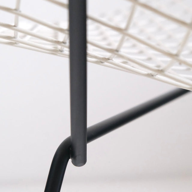 Vintage Diamond Chair Harry Bertoia - Knoll International - DesignWe.Love