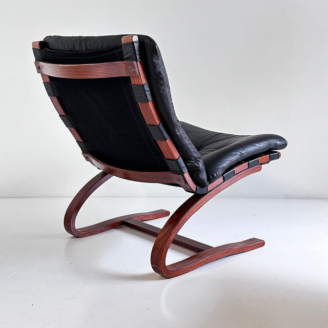 Vintage Sessel mit Ottoman Siesta - Ingmar Relling für Rybo Rykken Co - DesignWe.Love
