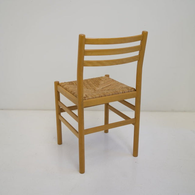Vintage Stuhl mit Korbgeflecht - DesignWe.Love - DesignWe.Love