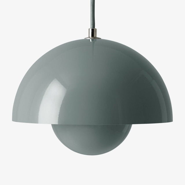 VP1 Flowerpot Pendelleuchte Stone Blue - &Tradition - DesignWe.Love