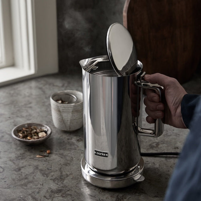 Wasserkocher Kettle aus Edelstahl - Aarke - DesignWe.Love