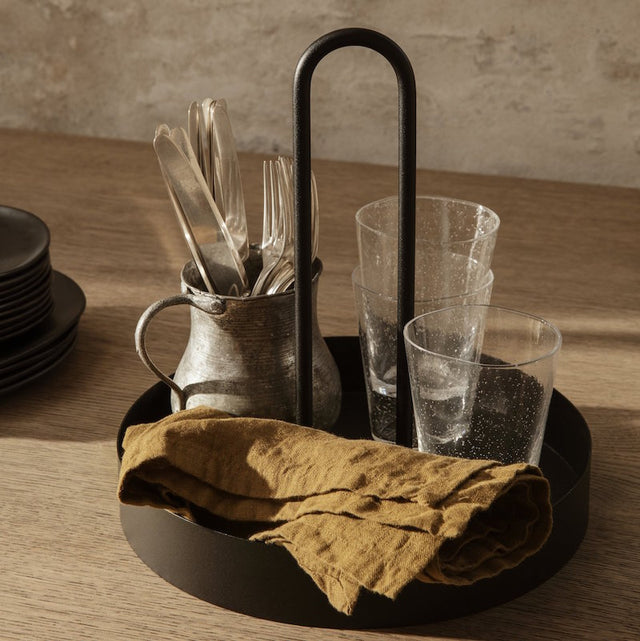Grib Tray Schwarz - Tablett von ferm LIVING